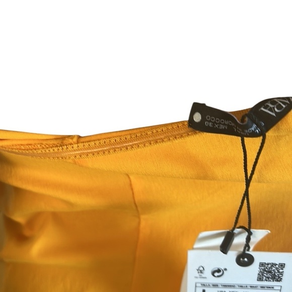 Zara dress,NWT,
Yellow floral bow ,3D, side sleeves,asymmetrical bright yellow - Picture 10 of 16